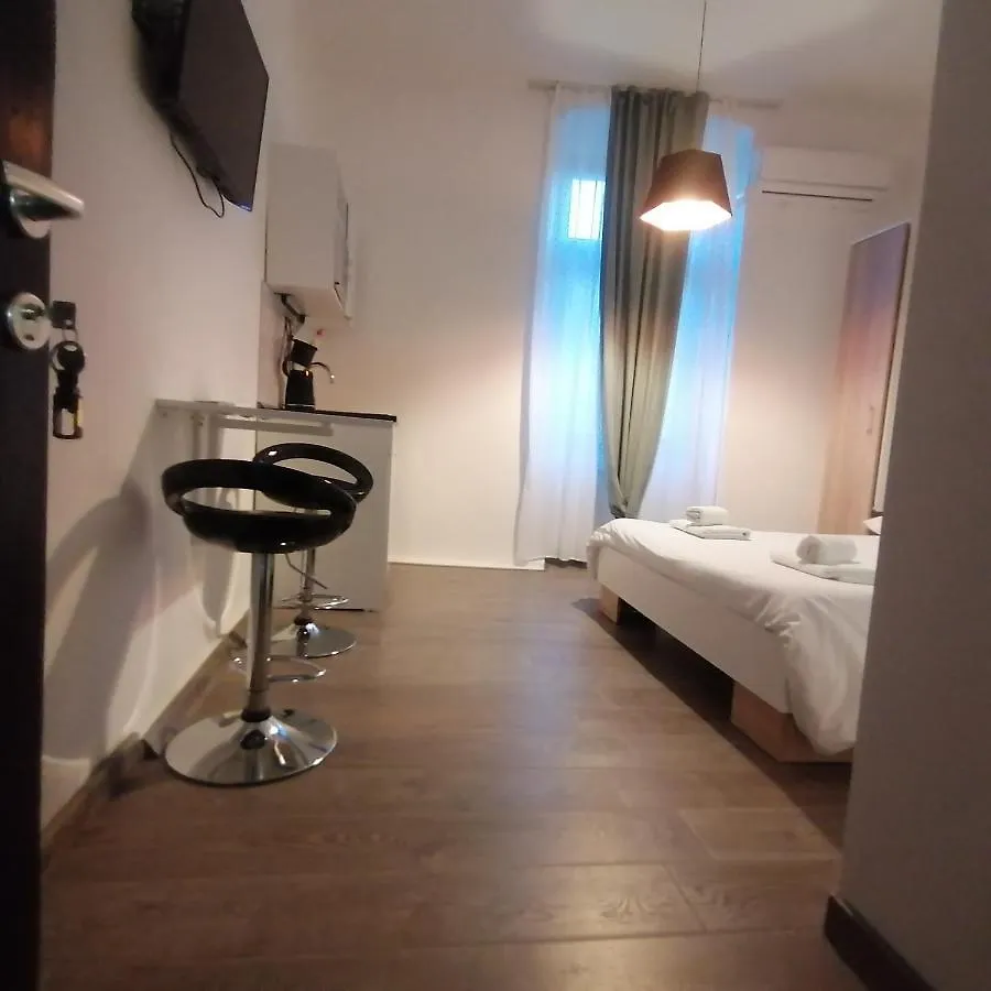 Apartman Elin'S Rooms In Center Croatia