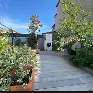 La Camarguaise 11bis Rue Du Jeu De Mail De Giraud Appartement Salin-de-Giraud